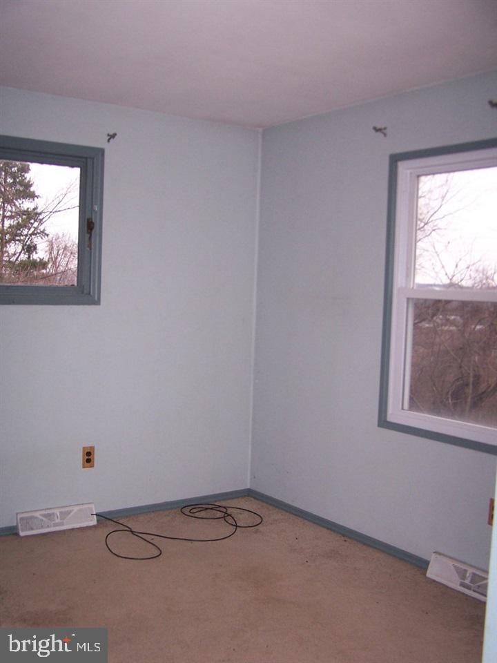 4511 Pleasant Valley Road York, PA 17406 - Photo 14 of 17 Gallery Image 14