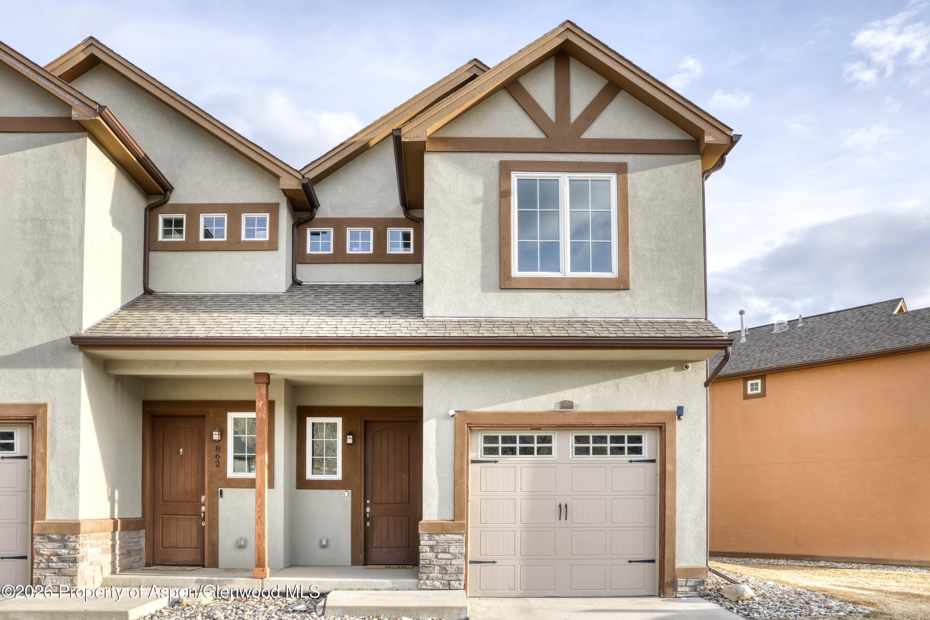 a view of a white house