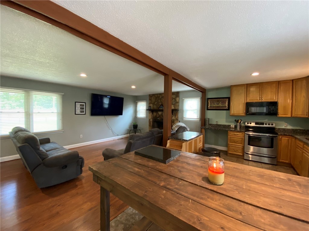 2103 Whitehall Road Anderson, SC 29625 - Photo 13 of 29