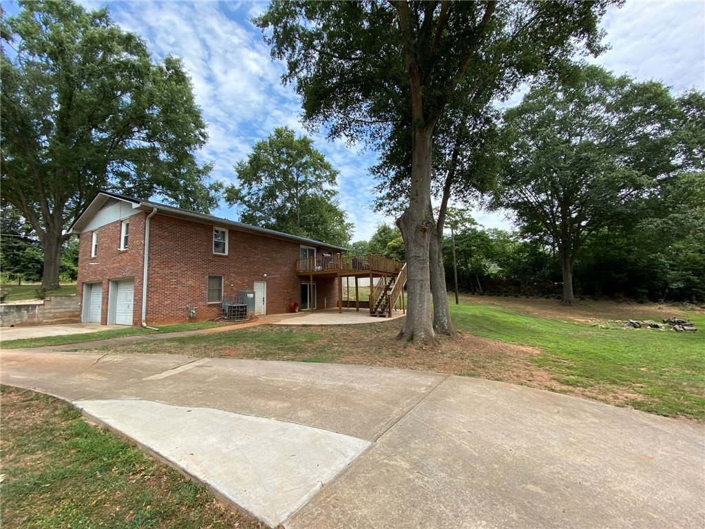 2103 Whitehall Road Anderson, SC 29625 - Photo 26 of 29