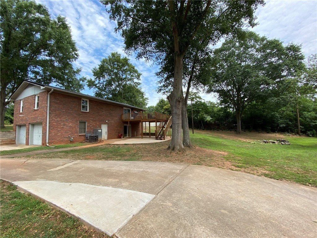 2103 Whitehall Road Anderson, SC 29625 - Photo 28 of 29