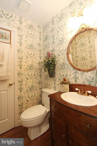 11011 Watkins Road Germantown, MD 20876 - Photo 2 of 28 Bath