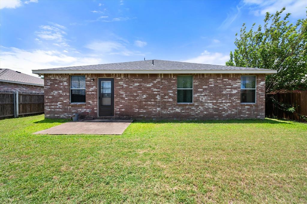 1105 Schenectady Road Arlington, TX 76017 - Photo 23 of 24