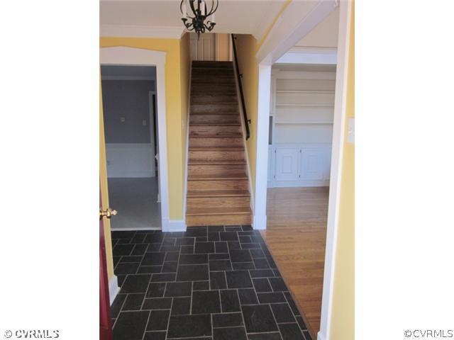 17601 Beach Road Chesterfield, VA 23838 - Photo 3 of 12 a view of a hallway with windows