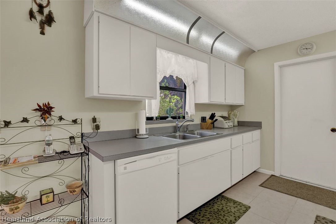 321 Cloverleaf Road Lake Placid, FL 33852 - Photo 19 of 31 Gallery Image 19