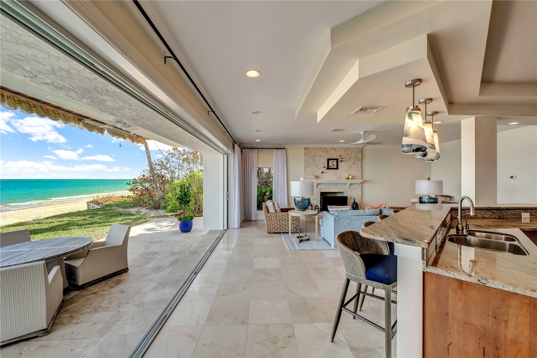 560 Reef Road Vero Beach, FL 32963 - Photo 13 of 30 Gallery Image 13