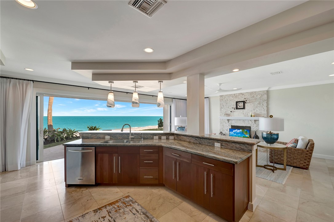 560 Reef Road Vero Beach, FL 32963 - Photo 14 of 30 Gallery Image 14