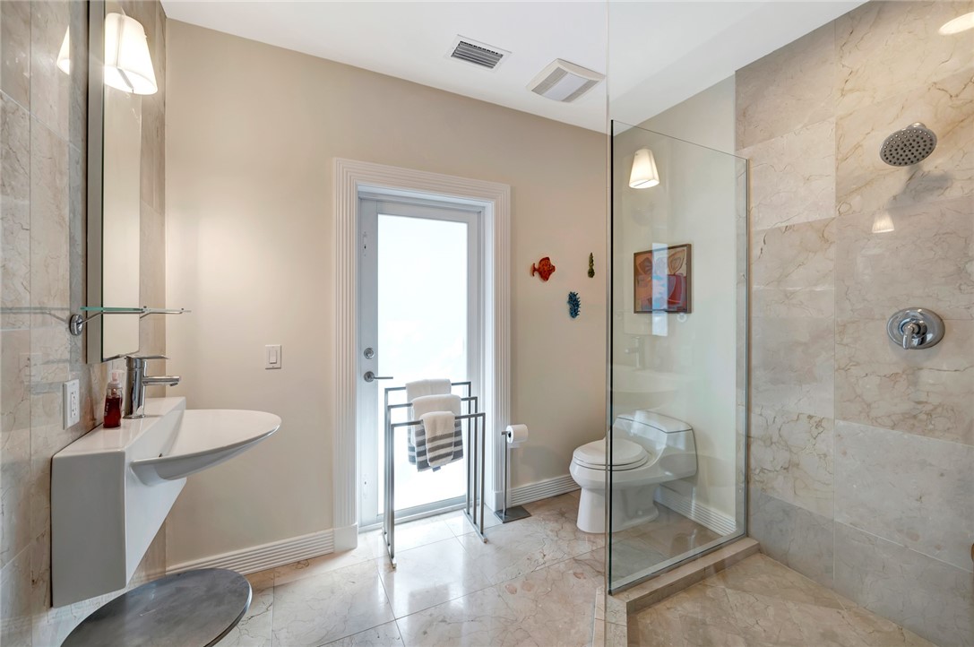 560 Reef Road Vero Beach, FL 32963 - Photo 21 of 30 Gallery Image 21