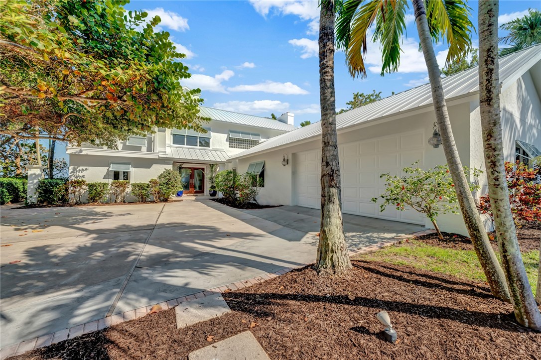560 Reef Road Vero Beach, FL 32963 - Photo 8 of 30 Gallery Image 8