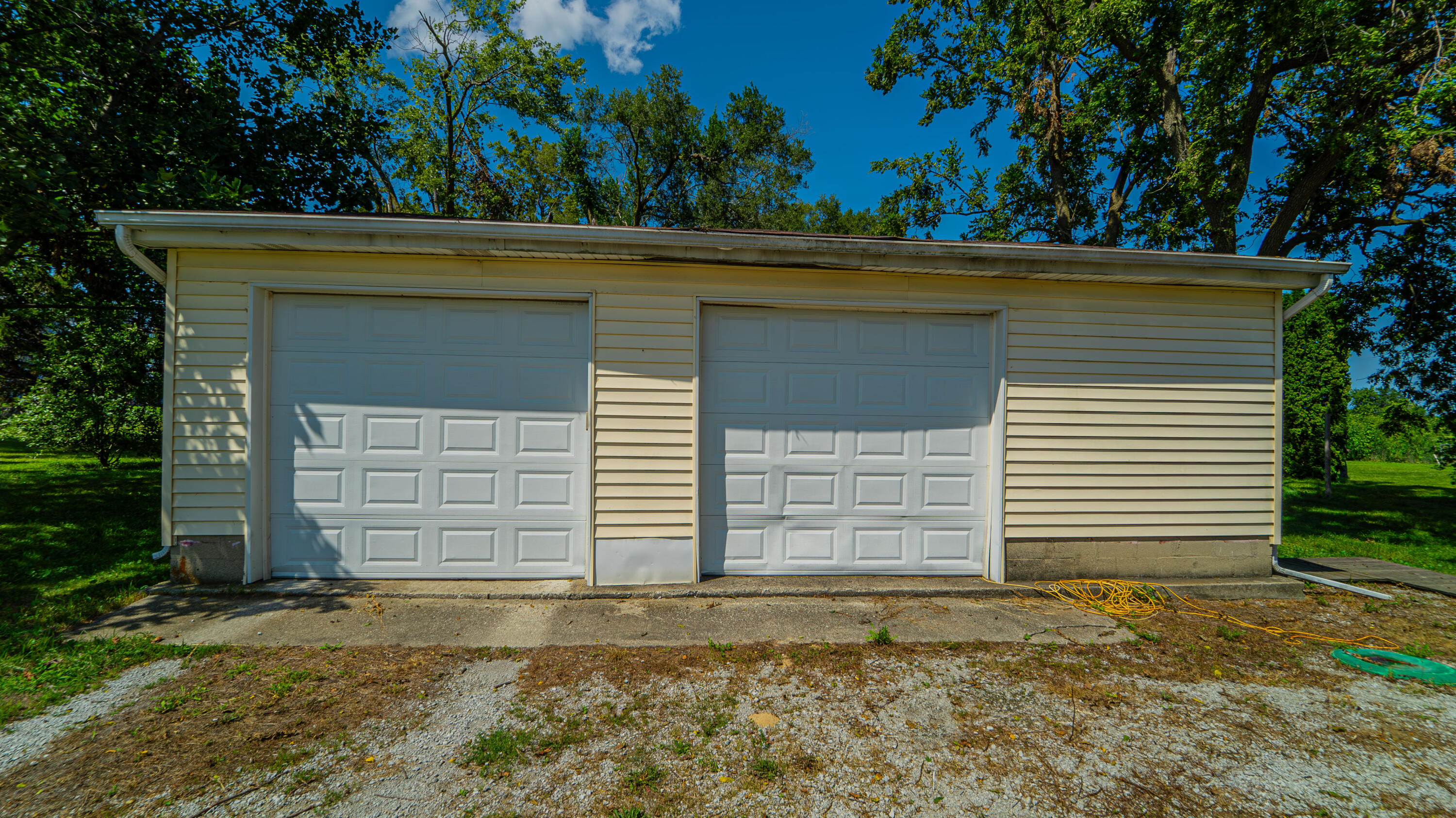 9904 Belshaw Road Lowell, IN 46356 - Photo 3 of 24 3000x1686
