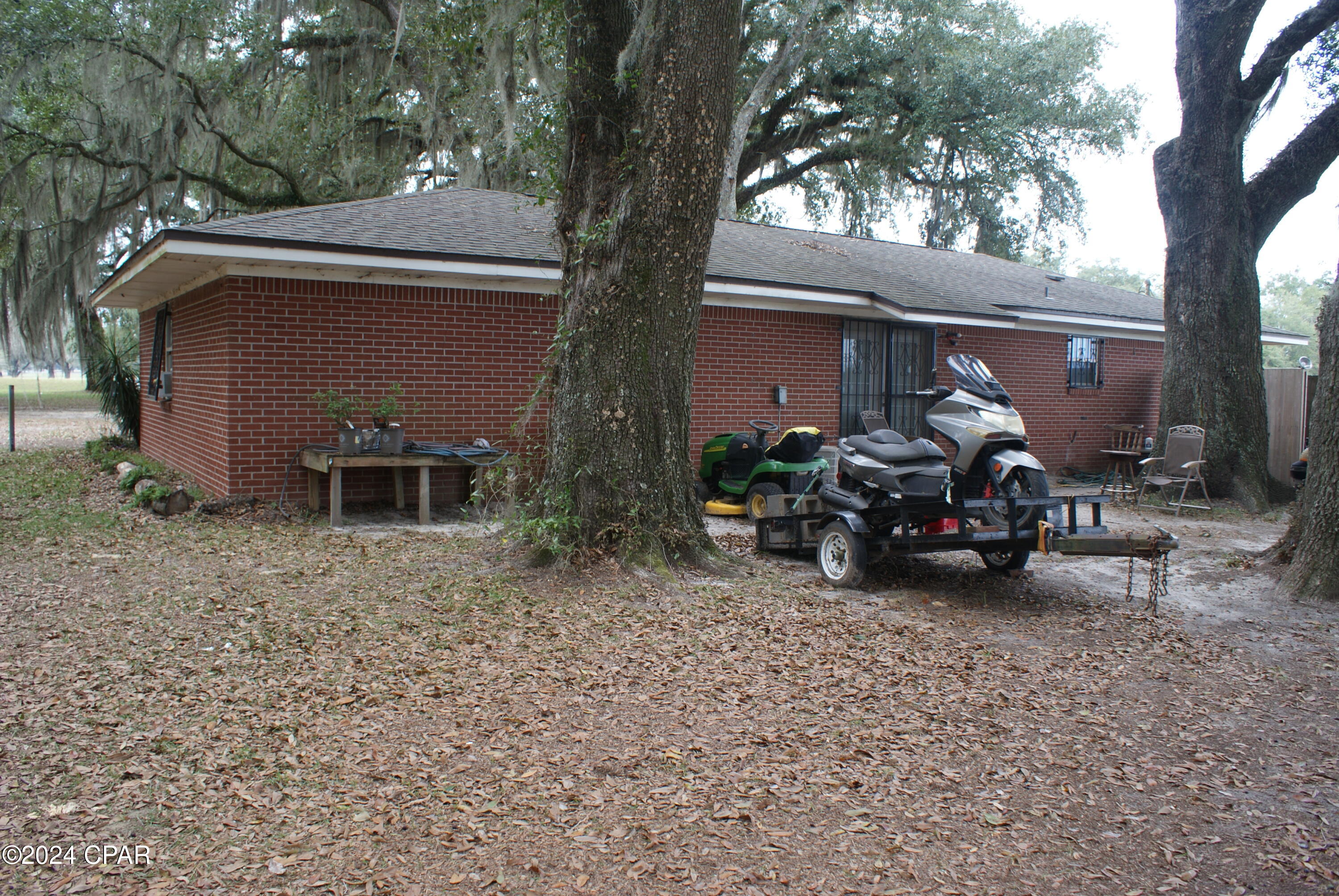 5728 Snow Hill Road Malone, FL 32445 - Photo 14 of 15