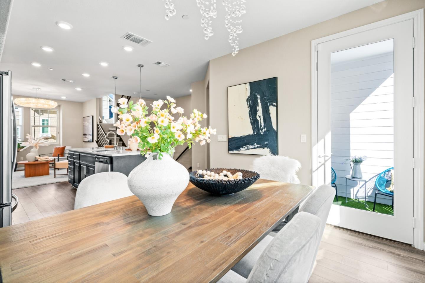 243 Orbit Way Mountain View, CA 94043 - Photo 26 of 60