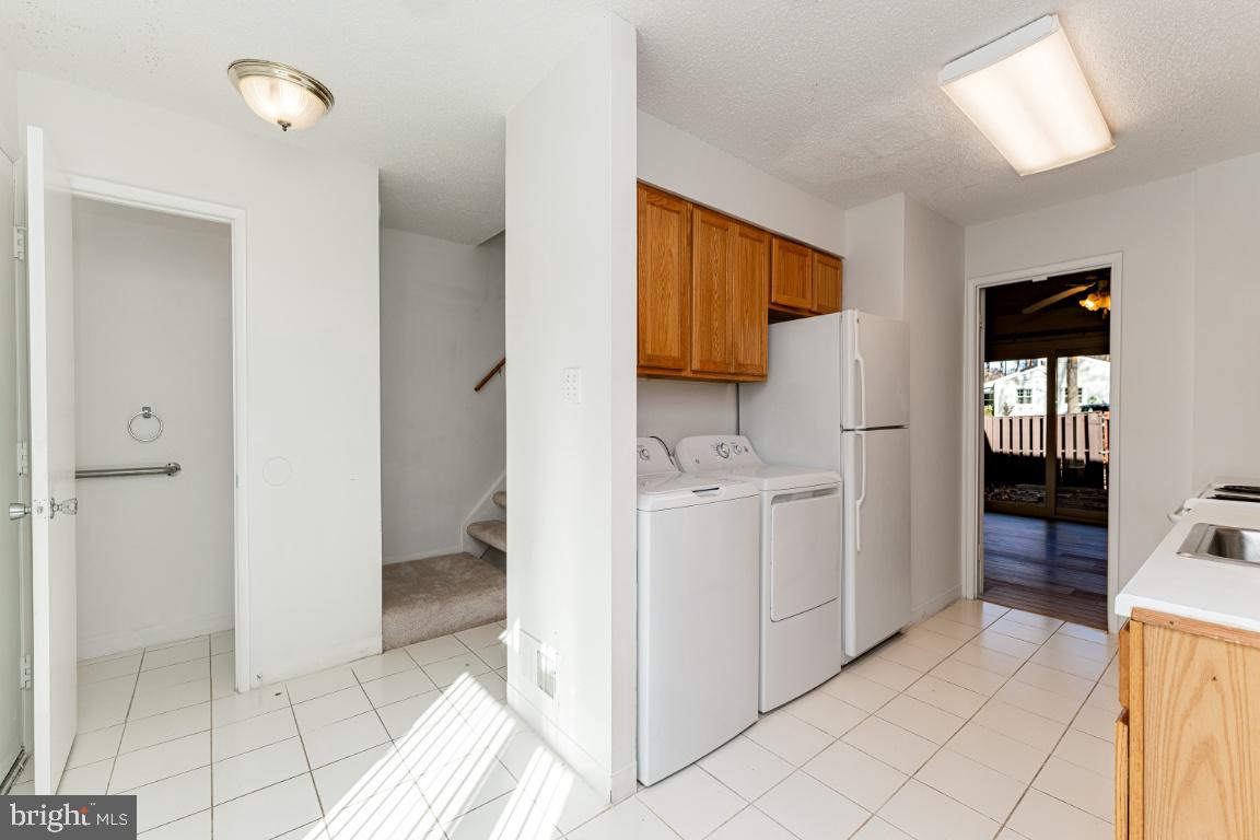 12174 Sanibel Court Reston, VA 20191 - Photo 9 of 22