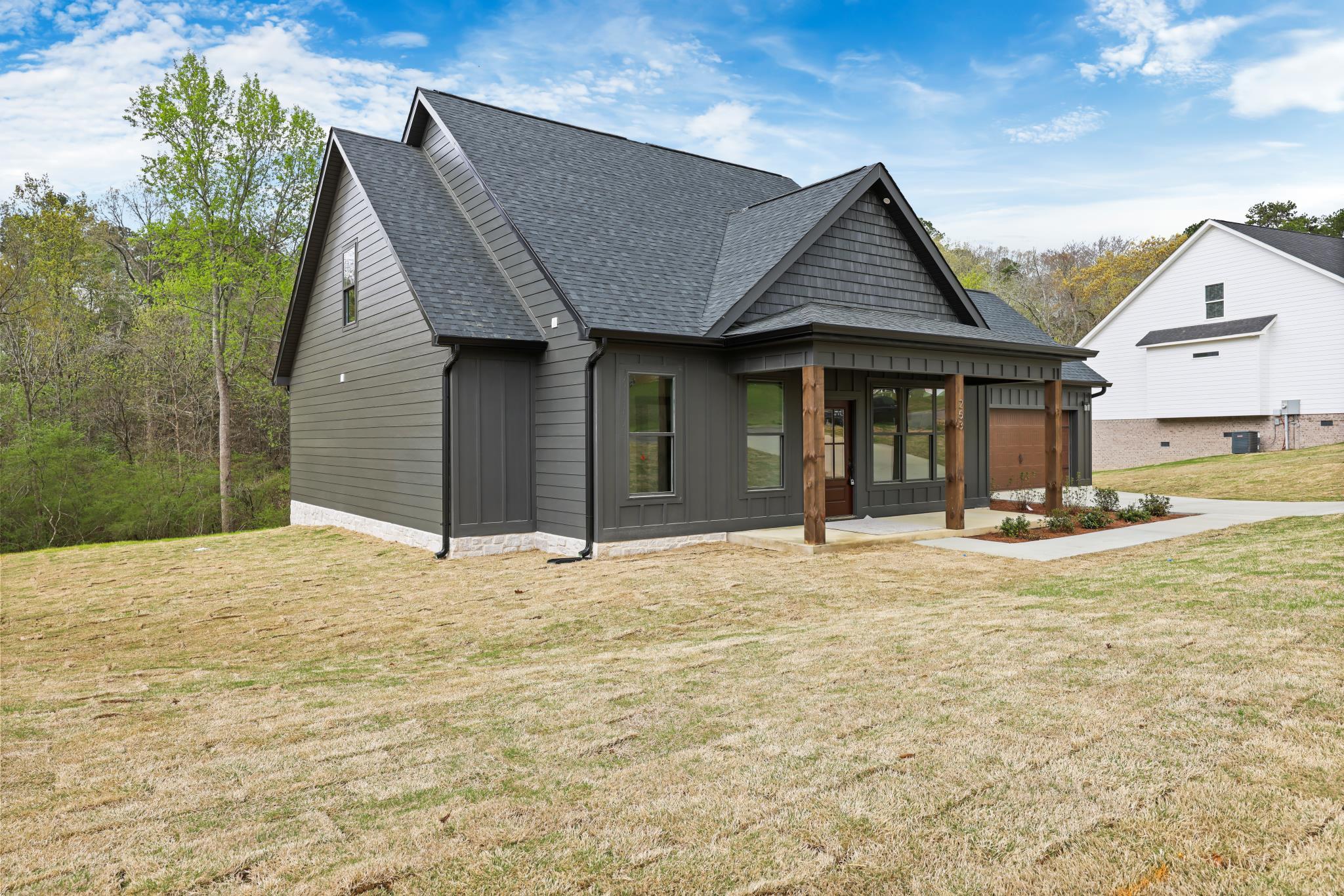 253 Sentry Oaks Chickamauga, GA 30707 - Photo 3 of 30 253 Sentry Oaks 2