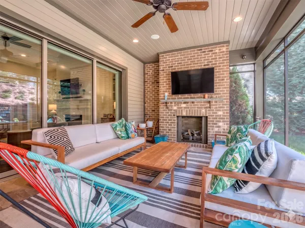 $1,725,000 | 21209 Olde Quarry Lane, Cornelius, NC 28031