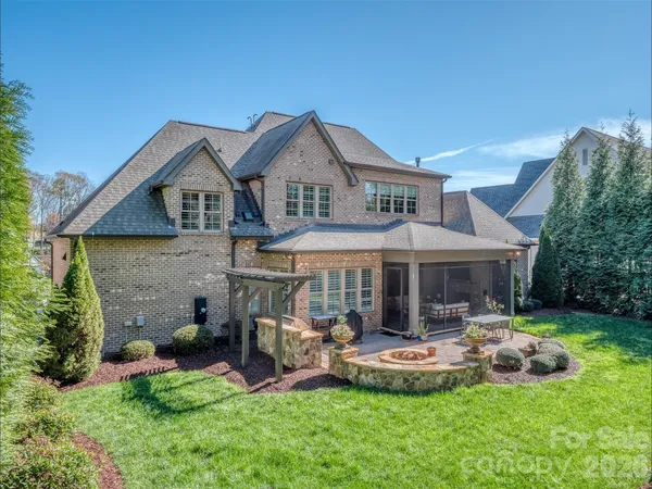 $1,725,000 | 21209 Olde Quarry Lane, Cornelius, NC 28031