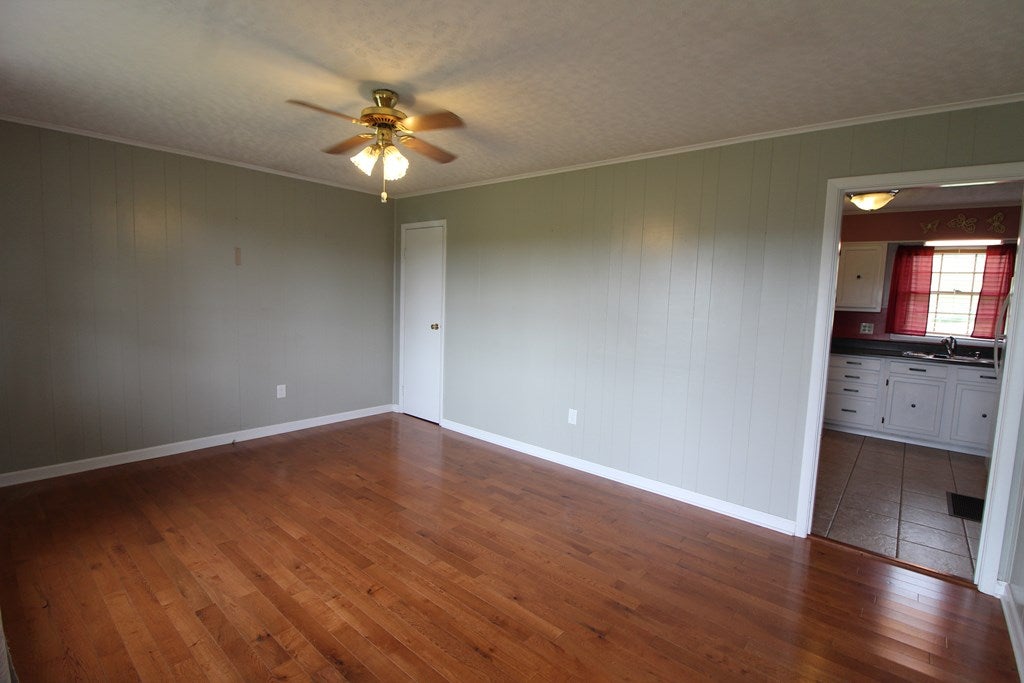 714 Providence Road Fries, VA 24330 - Photo 10 of 75 Gallery Image 10