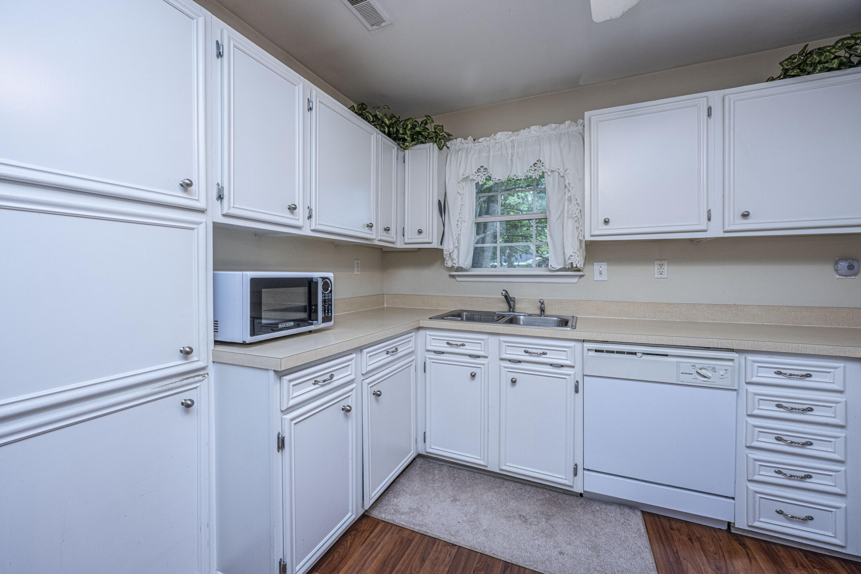 5070 Raven Road Hollywood, SC 29449 - Photo 9 of 35 DSC_2331