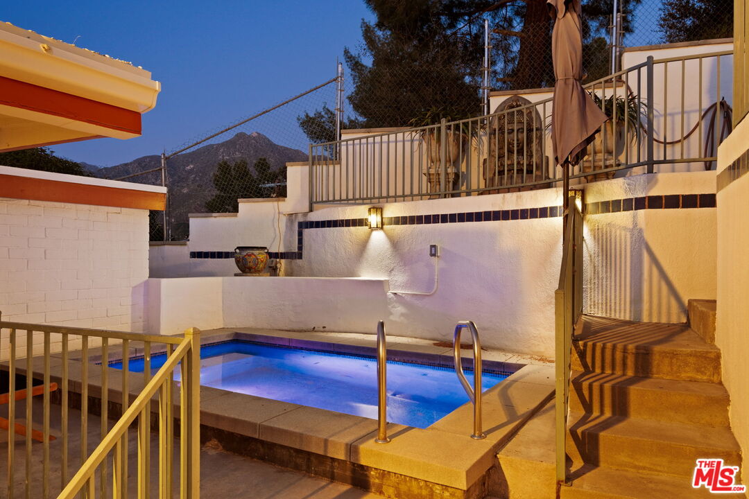 7900 Rim Canyon Road Sunland, CA 91040 - Photo 39 of 46 a view of a balcony with chairs
