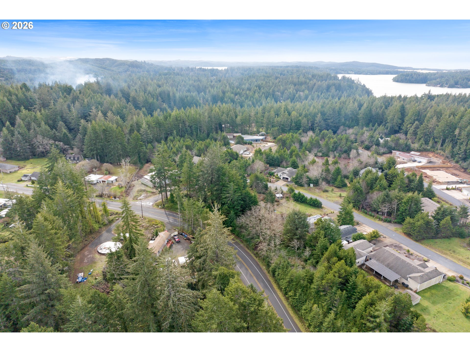 5591 Chittum Loop Florence, OR 97439 - Photo 13 of 23 a view of a city