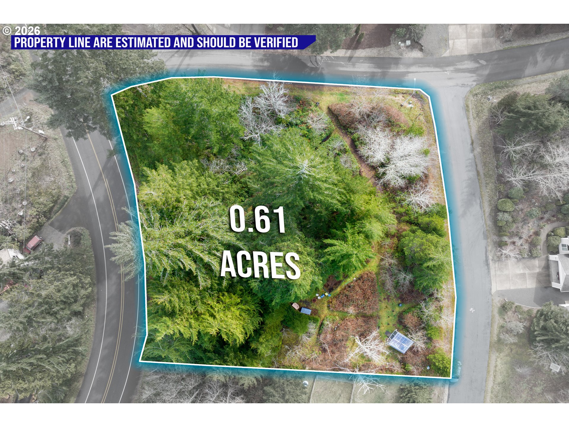 5591 Chittum Loop Florence, OR 97439 - Photo 9 of 23 a view of a sign in a park