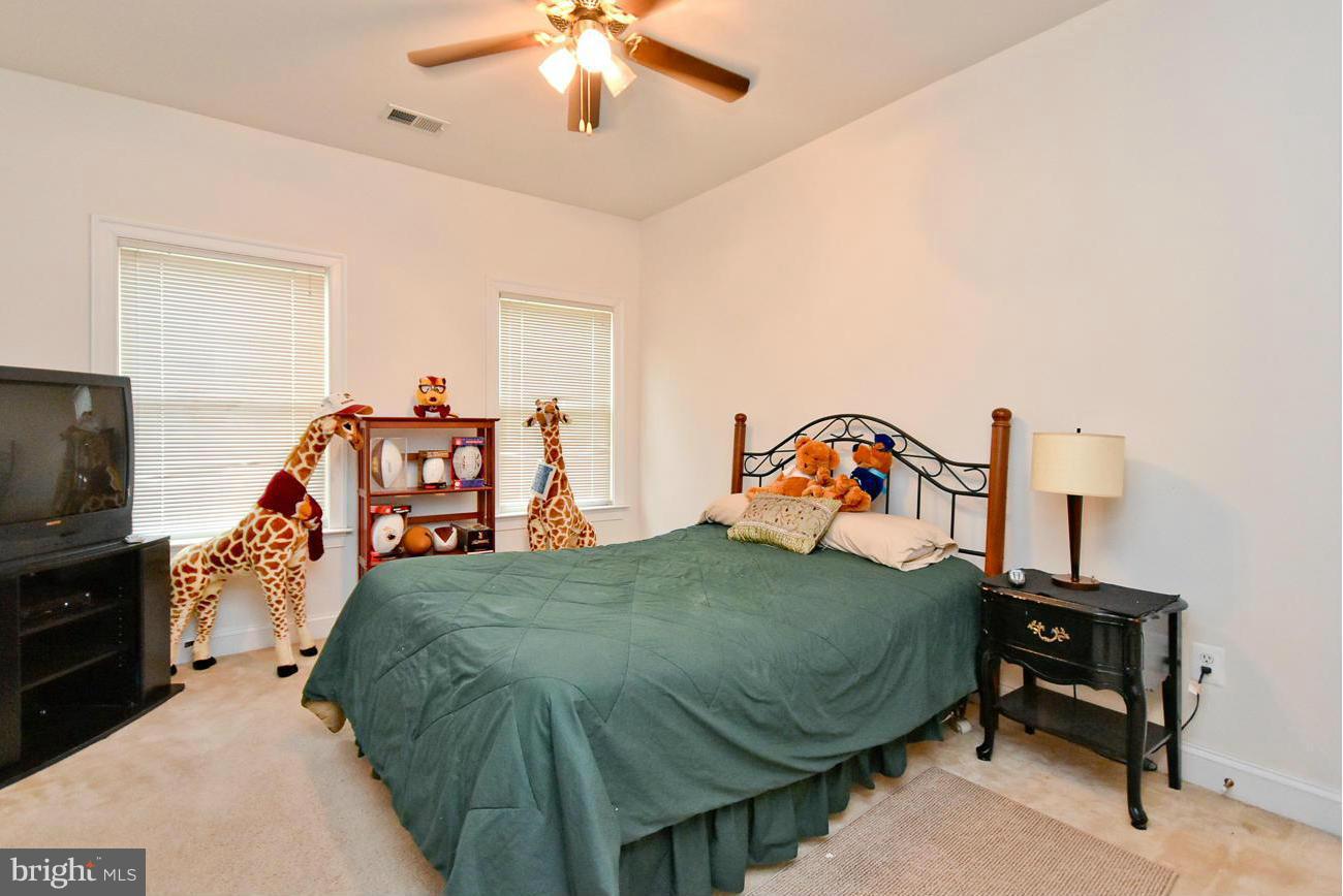 14403 Driftwood Road Bowie, MD 20721 - Photo 22 of 30 Bedroom #2 with In Suite Full Bathroom