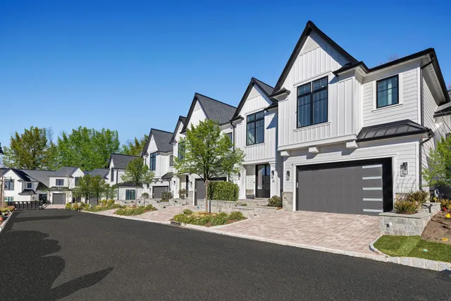 $2,875,000 | 24 Stone Bridge, Demarest, NJ 07627