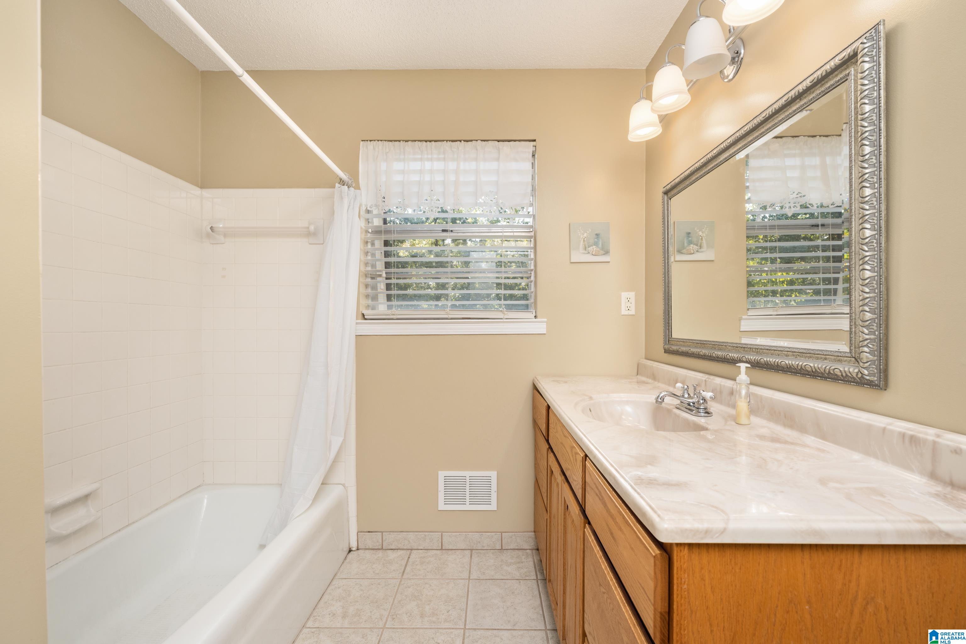 299 Fran Drive Alabaster, AL 35007 - Photo 36 of 40