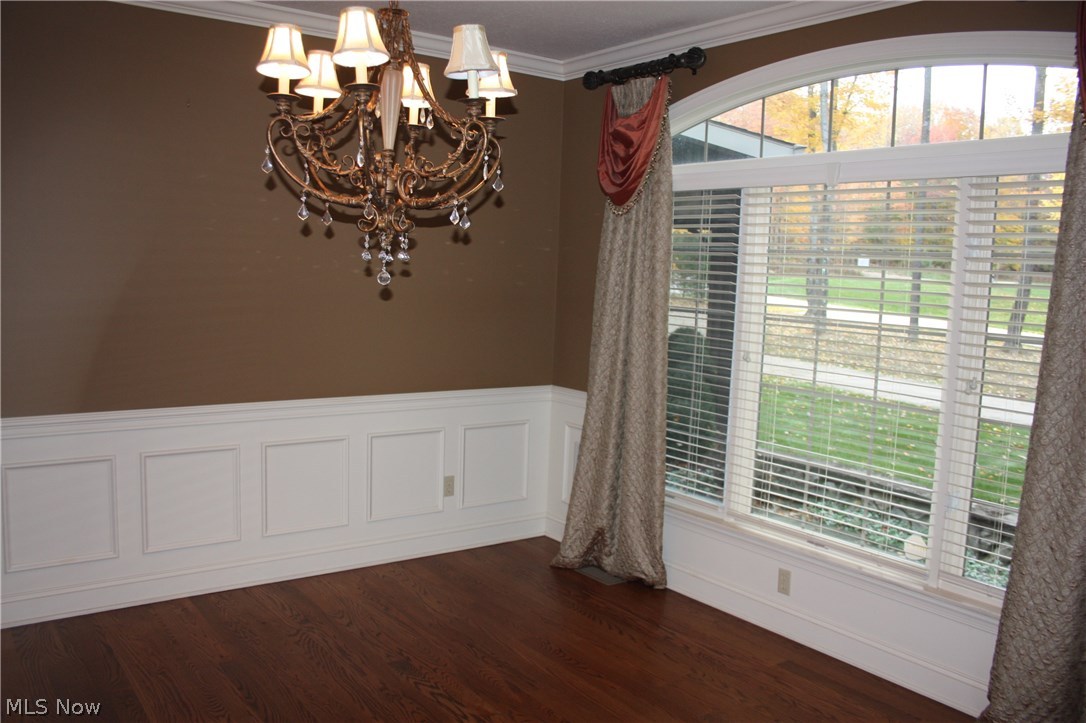 4410 Spruce Run Akron, OH 44321 - Photo 14 of 21 Formal Dining Room