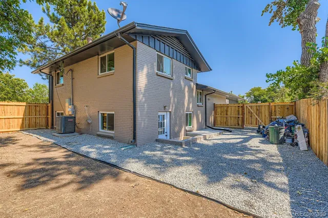 $530,000 | 301 South Newland Street, Lakewood, CO 80226