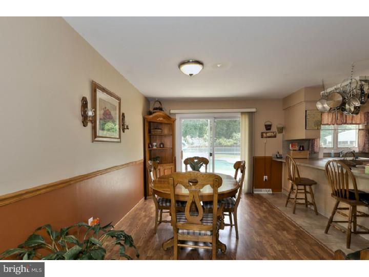 55 Linden Road Burlington Township, NJ 08016 - Photo 4 of 24 Gallery Image 4