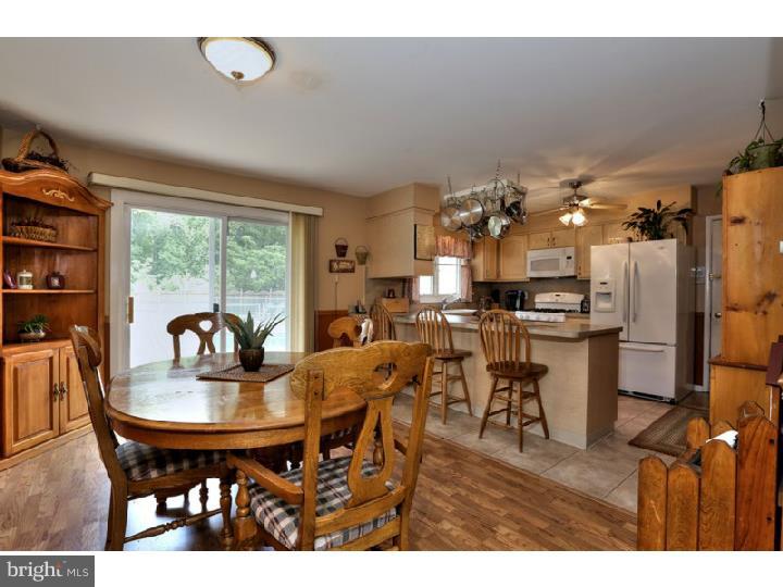 55 Linden Road Burlington Township, NJ 08016 - Photo 6 of 24 Gallery Image 6
