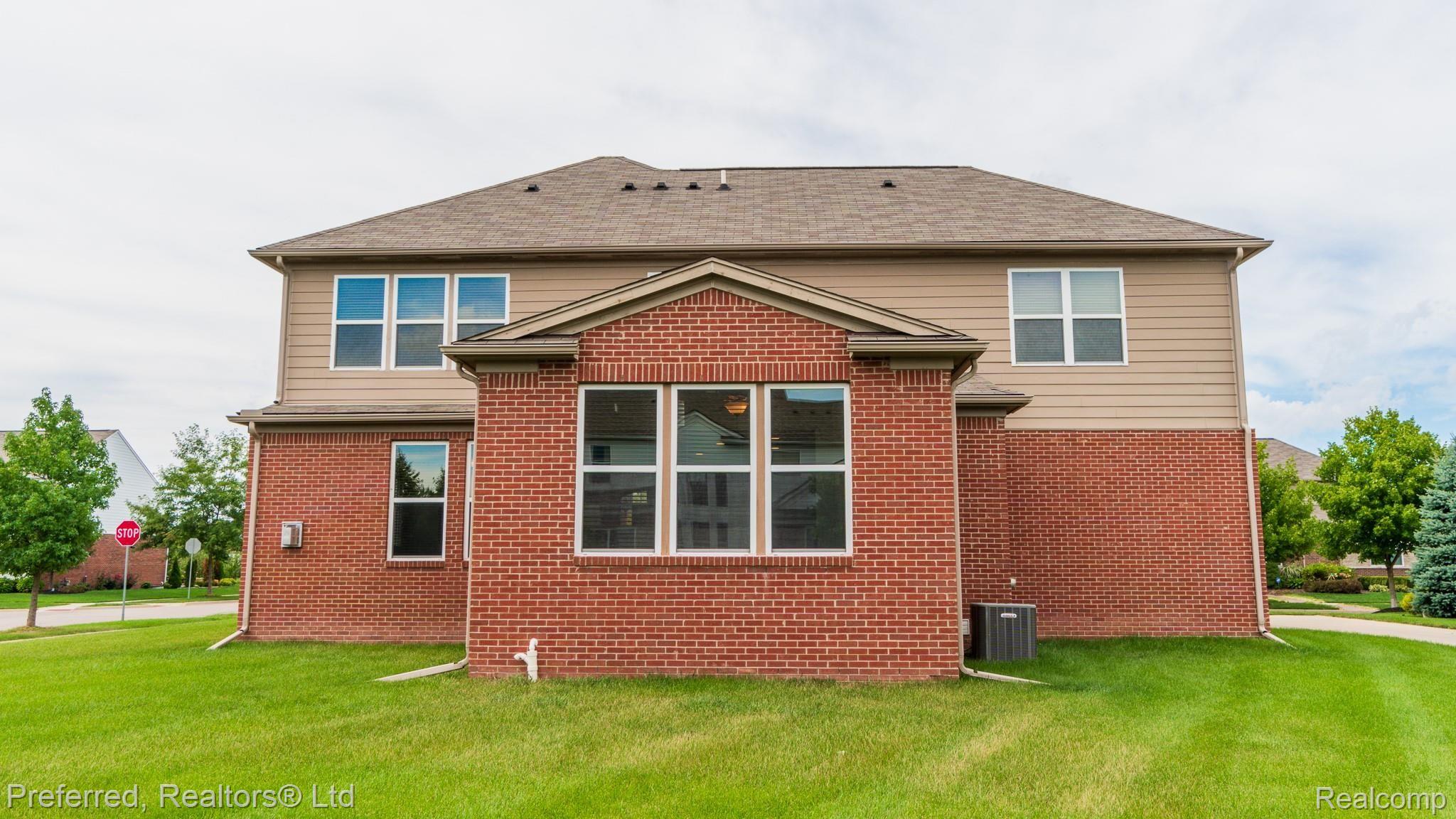 2531 Barkhill Road Canton, MI 48188 - Photo 30 of 33 -33.jpg