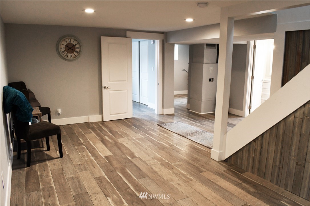 2627 Terrace Street Bremerton, WA 98310 - Photo 12 of 24 Gallery Image 12