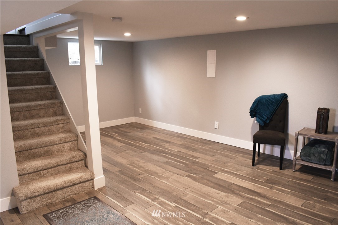 2627 Terrace Street Bremerton, WA 98310 - Photo 13 of 24 Gallery Image 13