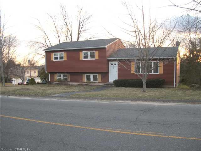 756 Oronoke Road Waterbury, CT 06708 - Photo 1 of 1 Exterior Front.