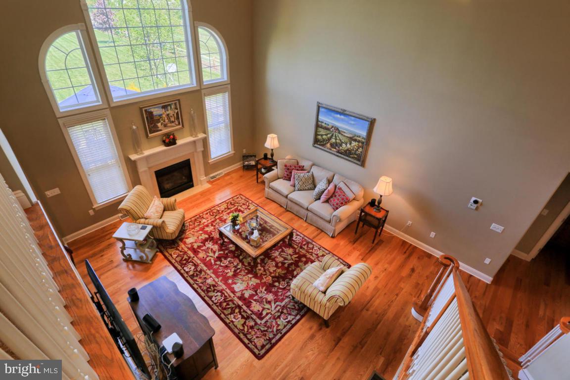 604 Belgian Way Lititz, PA 17543 - Photo 3 of 30 Gallery Image 3