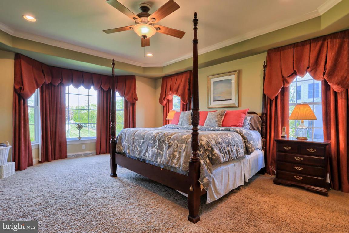 604 Belgian Way Lititz, PA 17543 - Photo 7 of 30 Gallery Image 7