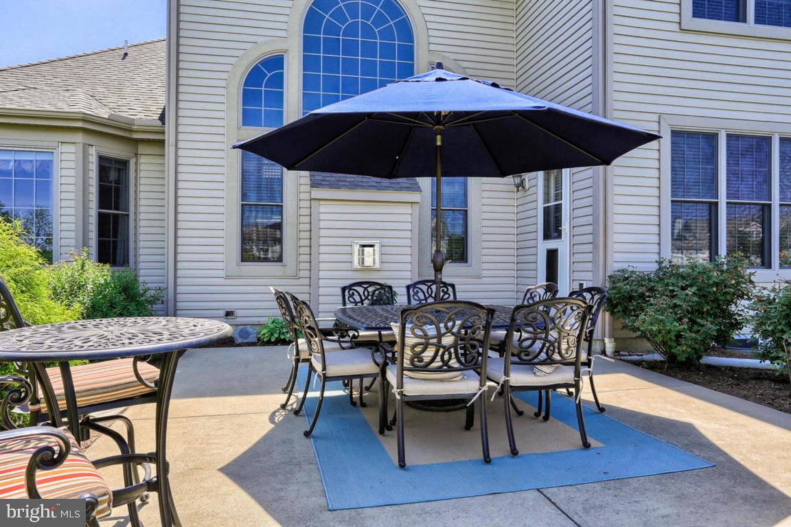 604 Belgian Way Lititz, PA 17543 - Photo 9 of 30 Gallery Image 9