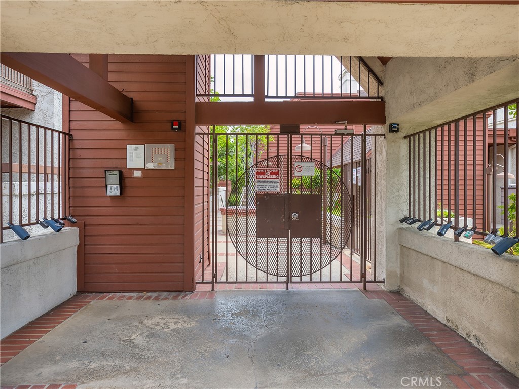 230 Bethany Road, Unit 237 Burbank, CA 91504 - Photo 32 of 43 Front