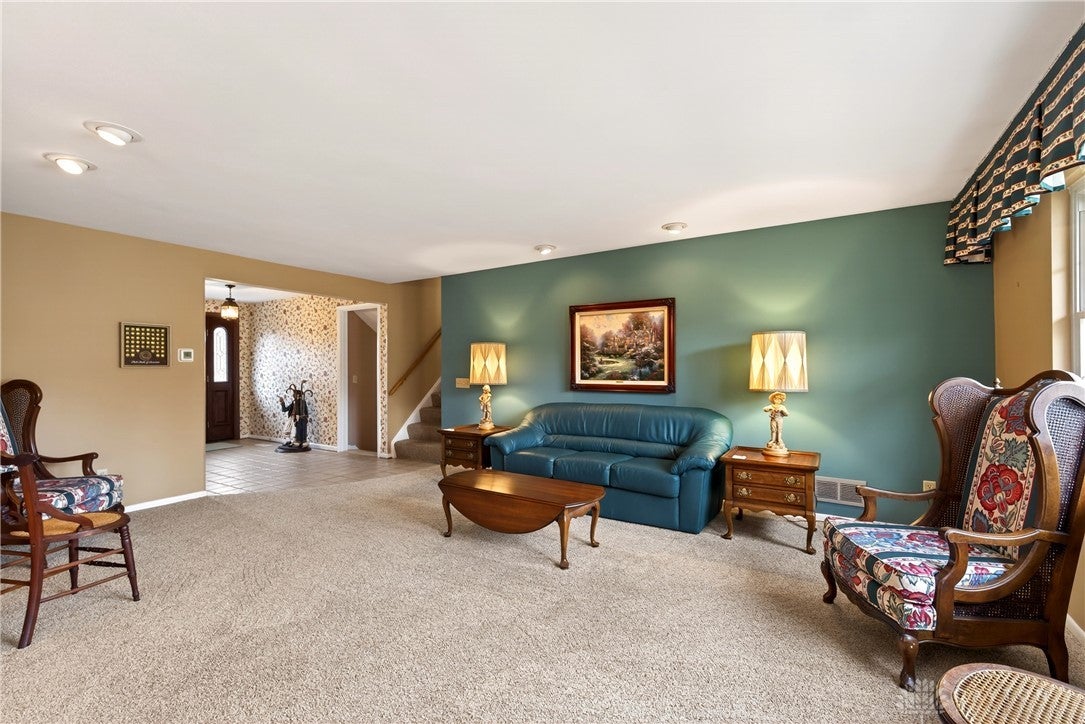 1547 Ambridge Road Centerville, OH 45459 - Photo 9 of 79 Gallery Image 9
