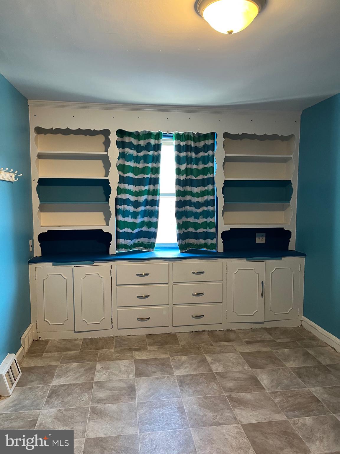7302 Sherwood Road Philadelphia, PA 19151 - Photo 30 of 51 2nd Bedroom with built in dresser and shelves