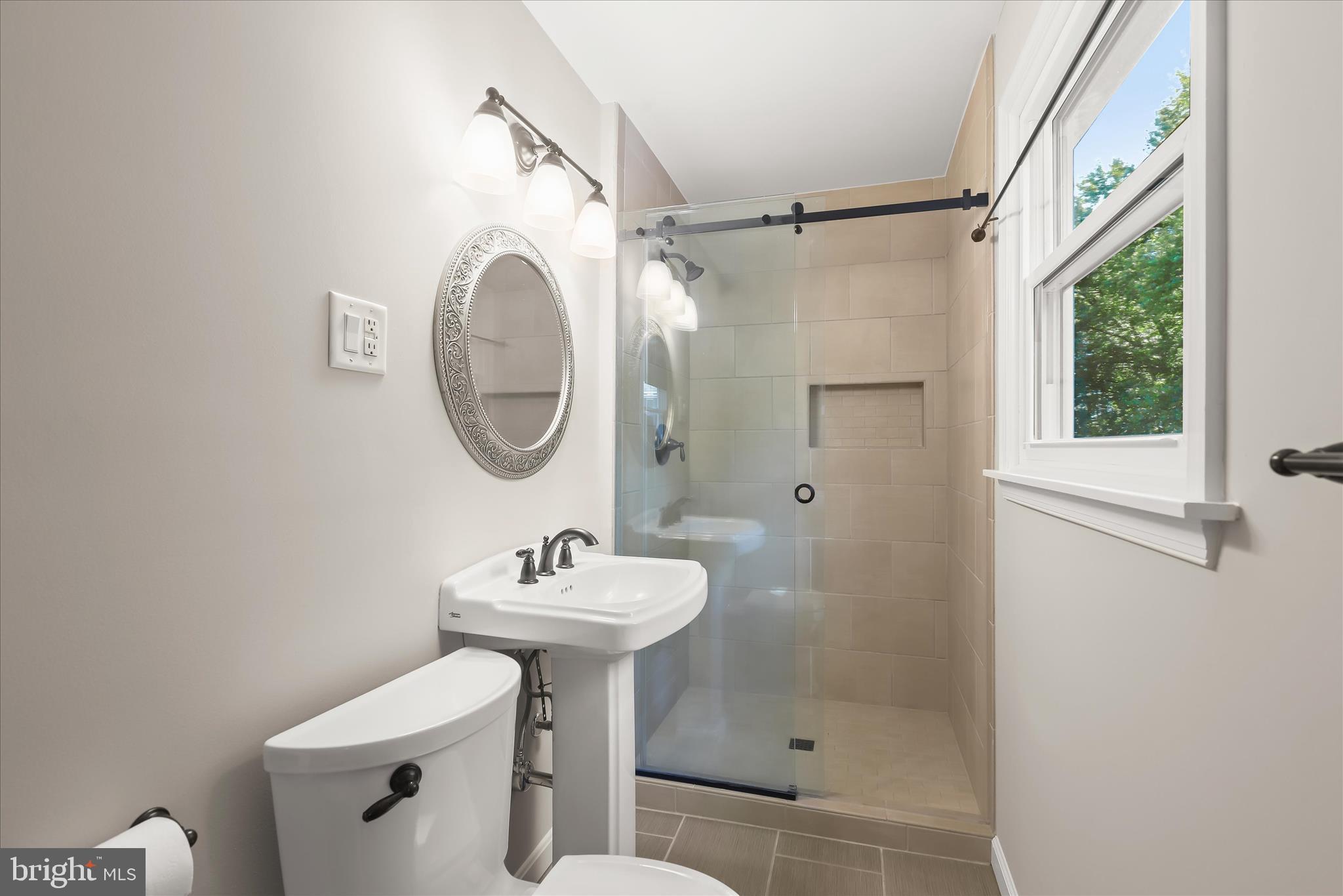 2616 Quebec School Road Middletown, MD 21769 - Photo 31 of 133 En-Suite Full Bath
