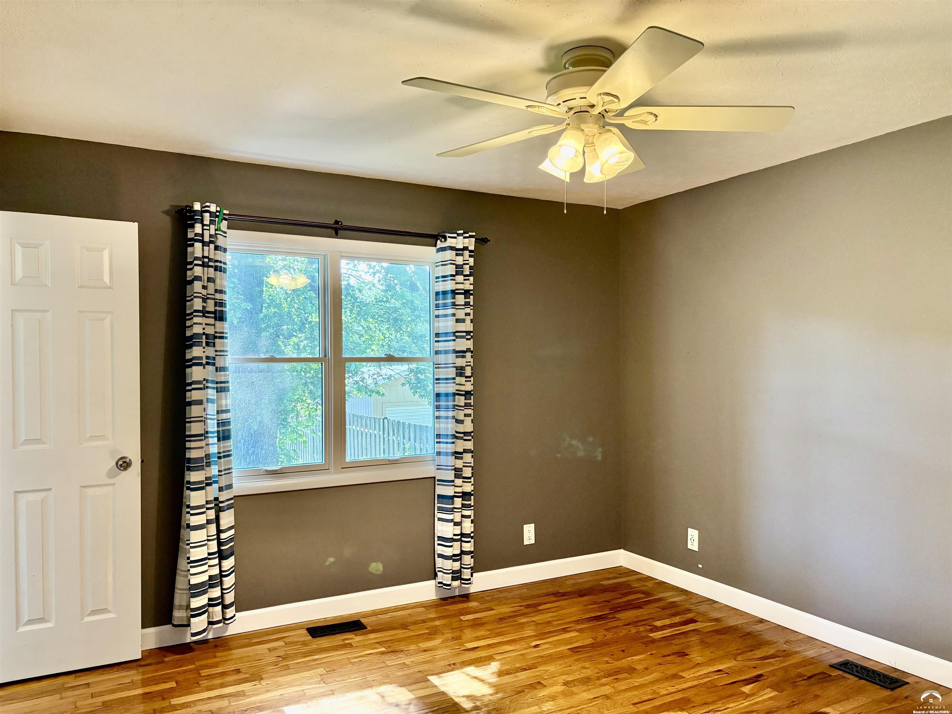 507 Arizona Street Lawrence, KS 66049 - Photo 22 of 49