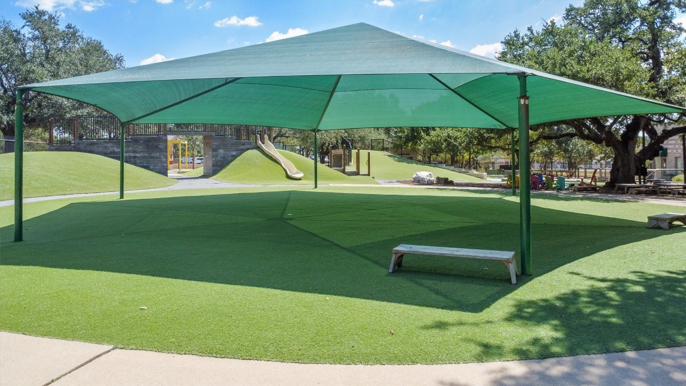 5315 La Crosse Avenue, Unit 18 Austin, TX 78739 - Photo 38 of 40 View of property's community amenities