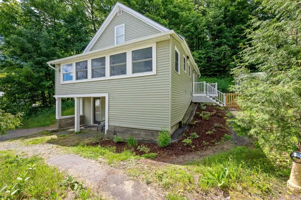 $329,000 | 100 Upper Parsons Lane, Northfield, VT 05663