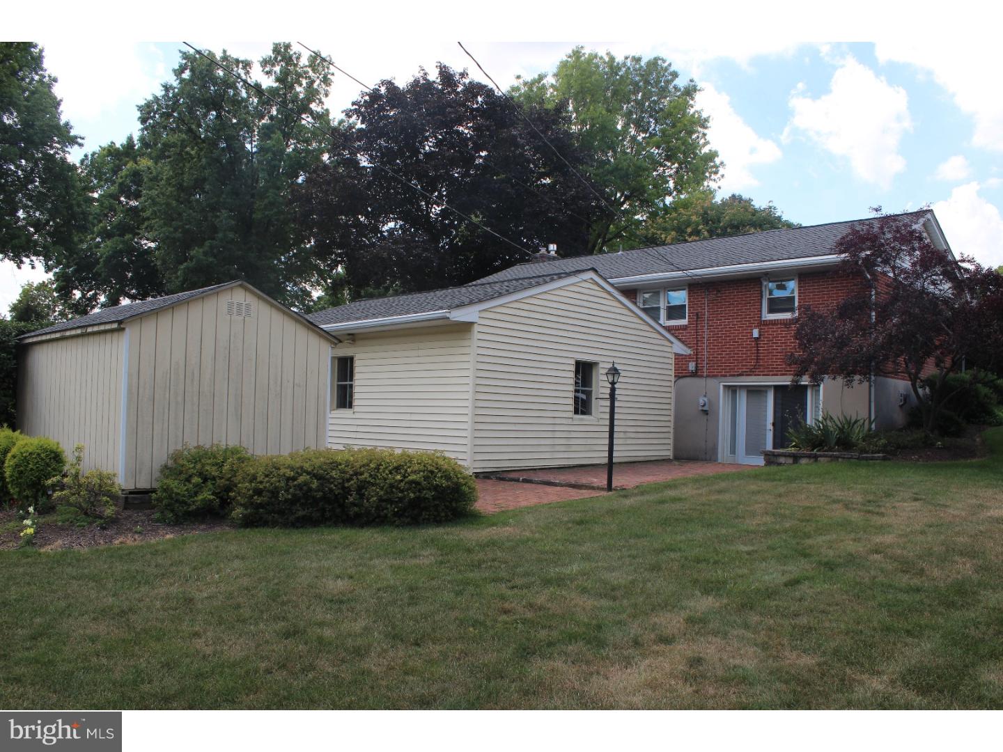 3221 Stoudts Ferry Bridge Road Reading, PA 19605 - Photo 14 of 17 Gallery Image 14