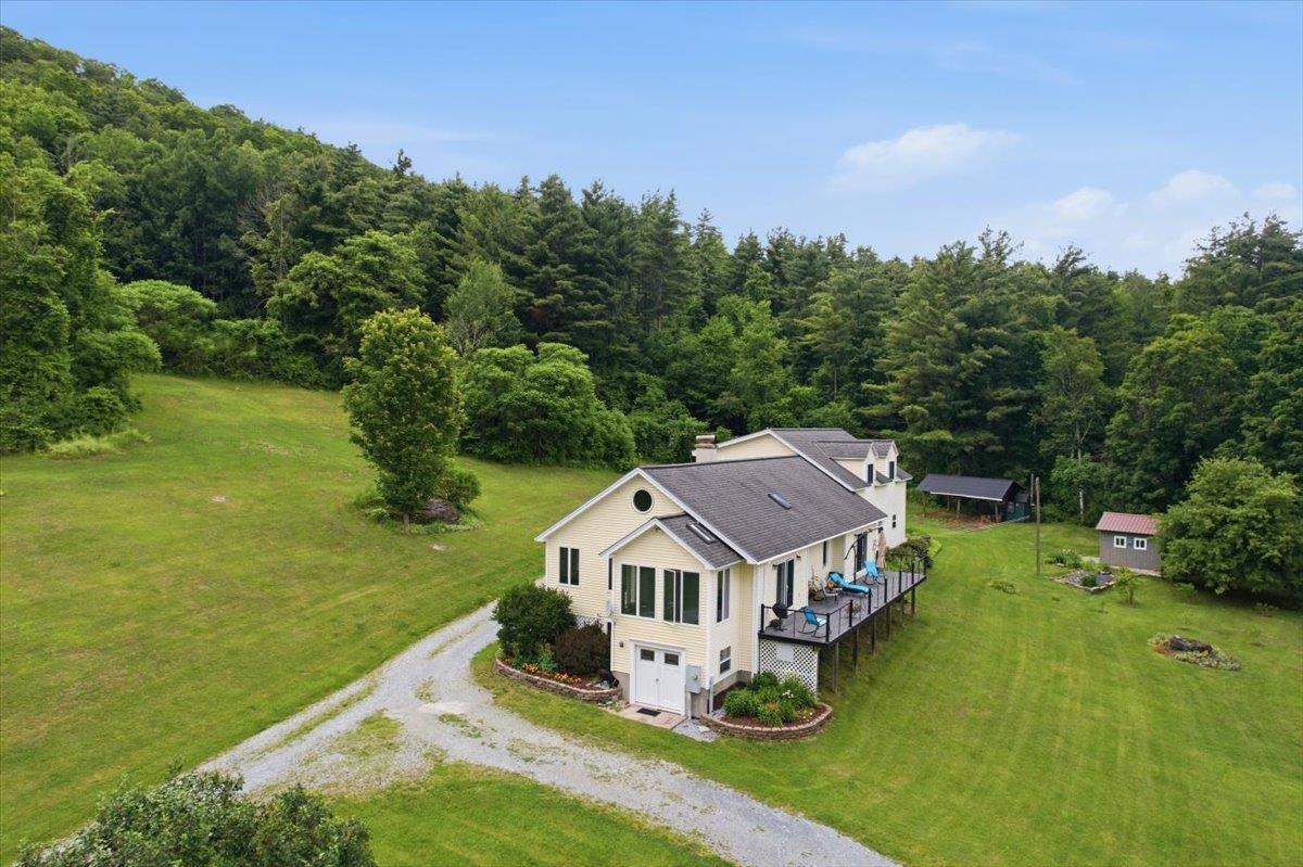 405 Old West Road Arlington, VT 05250 - Photo 5 of 56