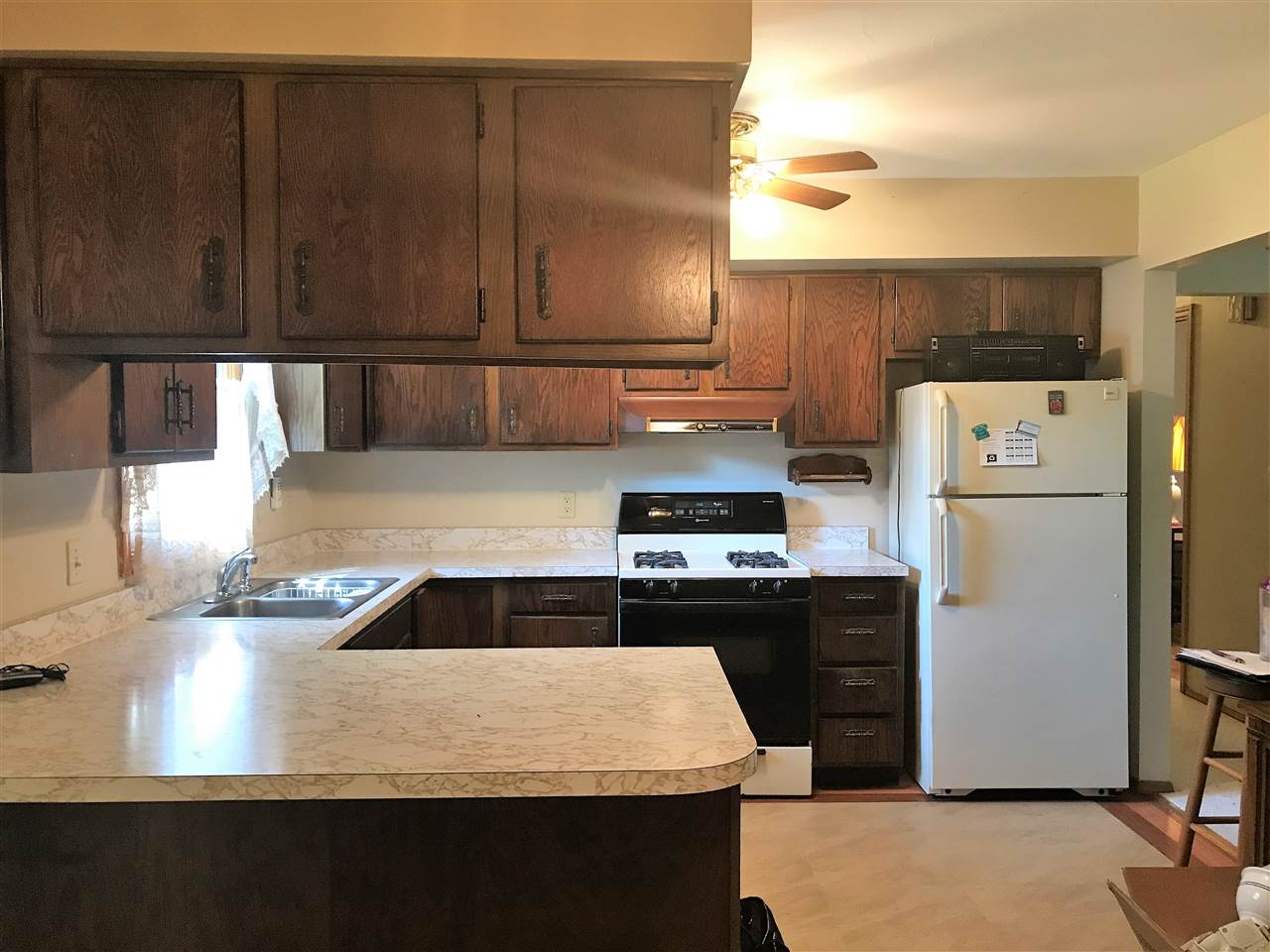 24074 Edison Road South Bend, IN 46628 - Photo 4 of 15