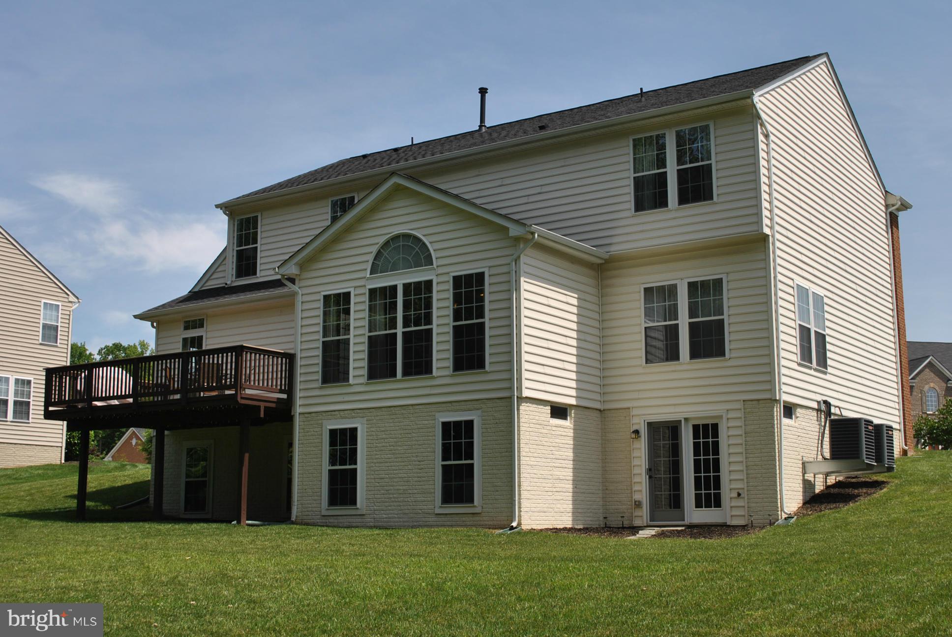 4531 Spring Run Road Warrenton, VA 20187 - Photo 24 of 30 Exterior (Rear)